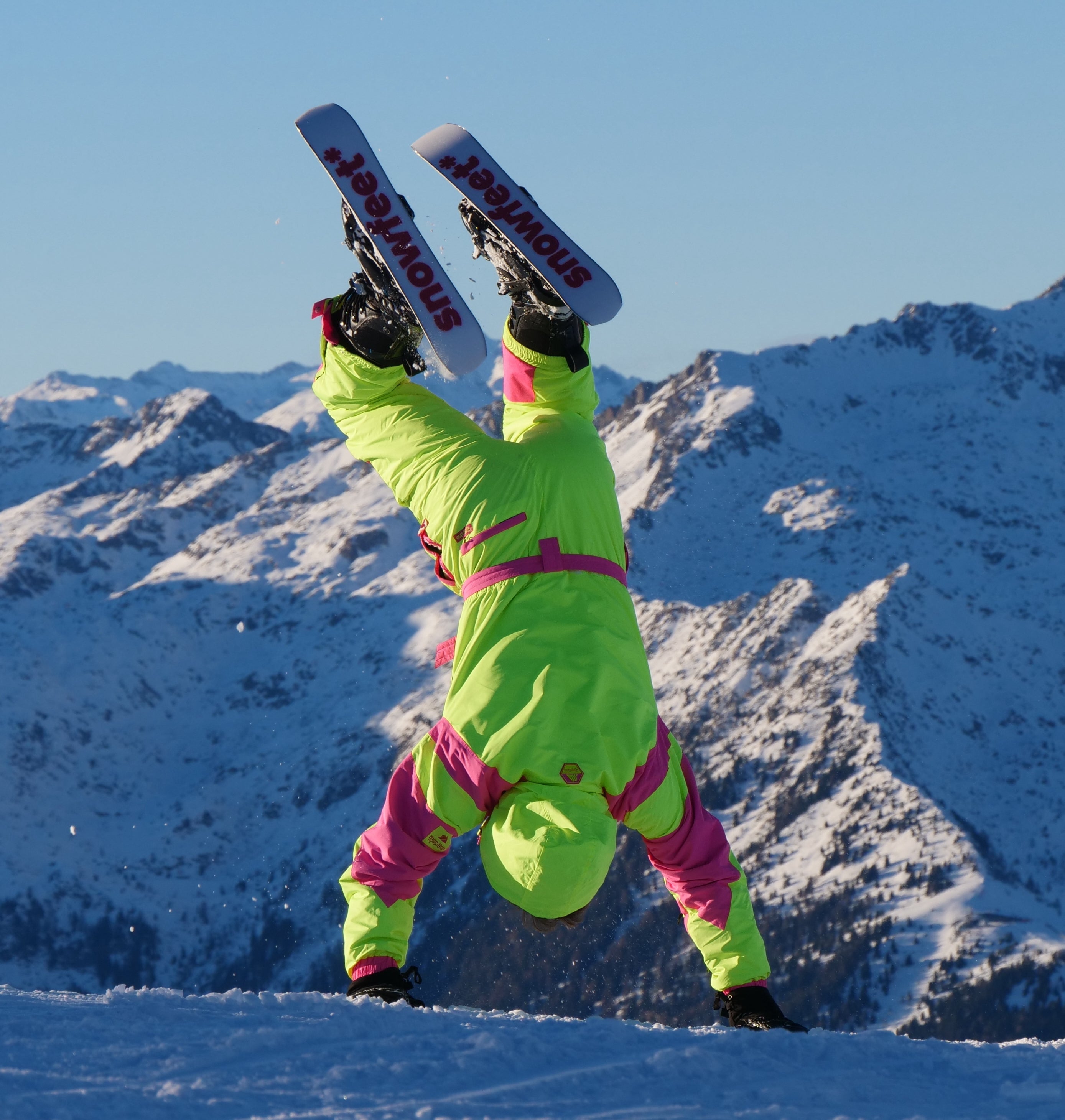 skiing, resort, short skis, skiskates, skiboards, skiblades, snowfeet, mountains, winter,