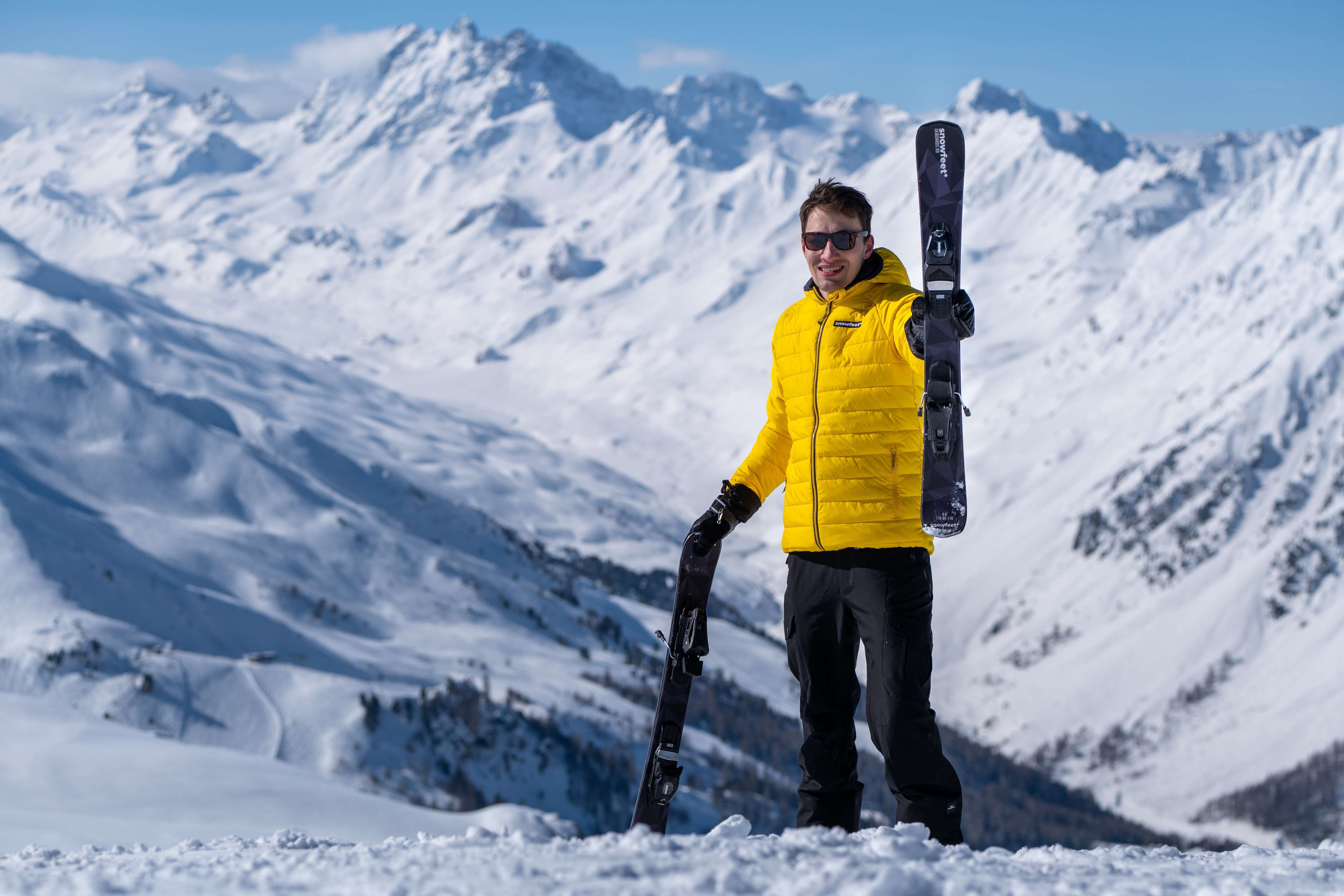 Snowblades  | Skiboards | Skiblades - All You Need To Know About Short Skis