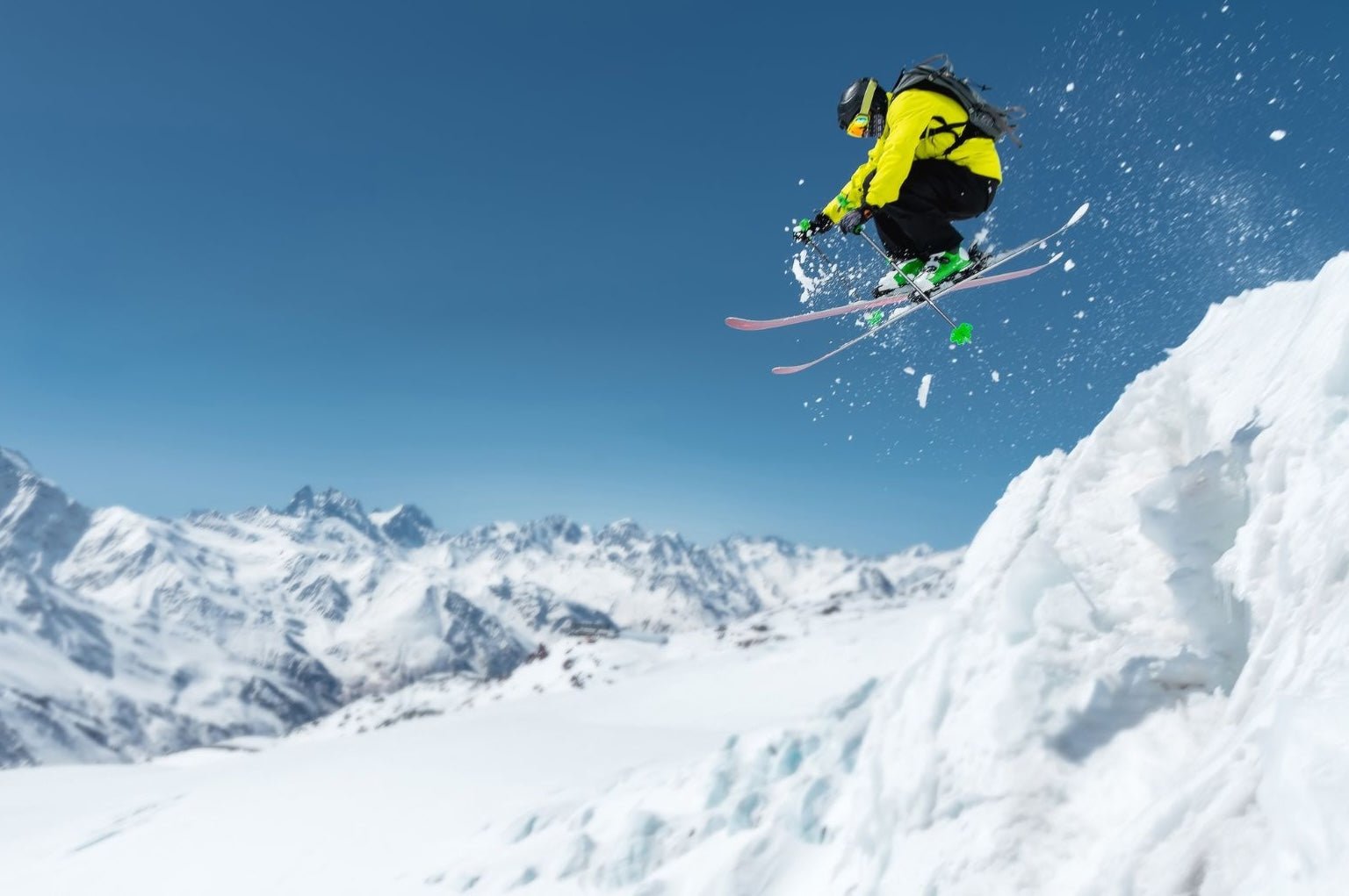 Backcountry vs. resort skiing: Pros and Cons - snowfeet*