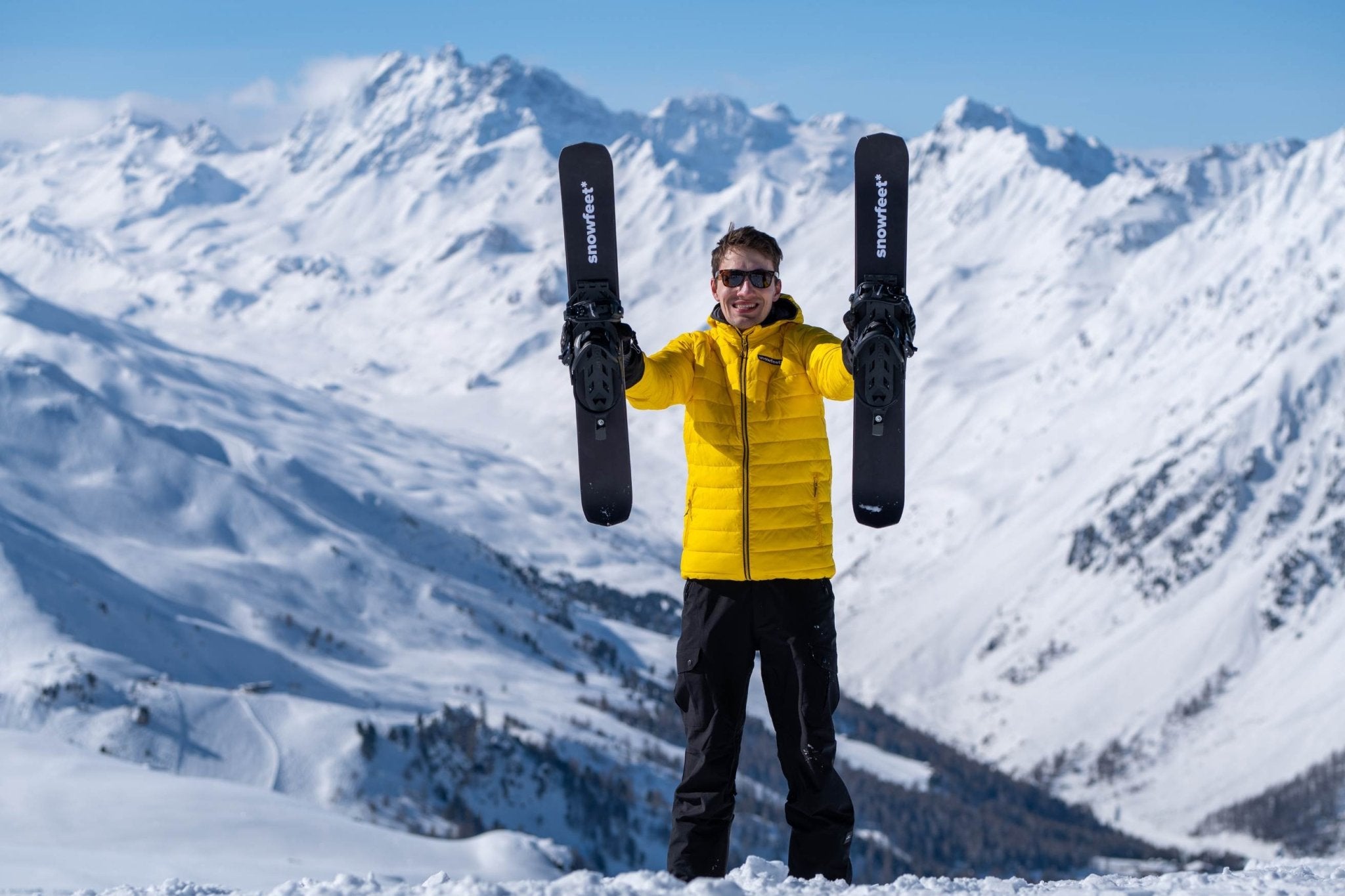 Ski width - Wide or Narrow Skis? Complete Guide - snowfeet*
