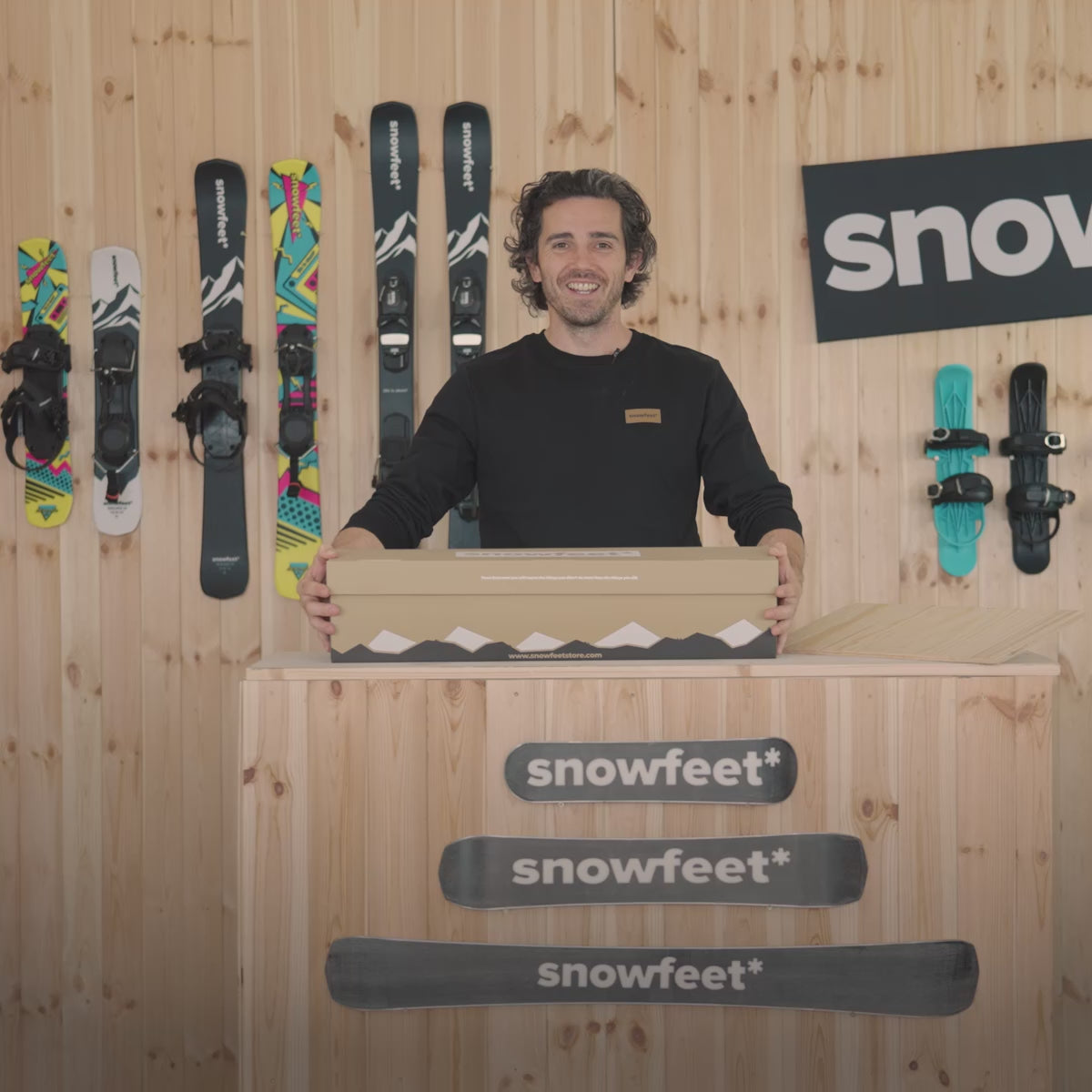 Snowfeet 65 square unboxed review. Man gives short review about short skis
