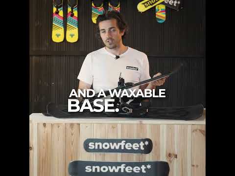 Man with white t-shirts describes short skis 100 CM. Unboxed review