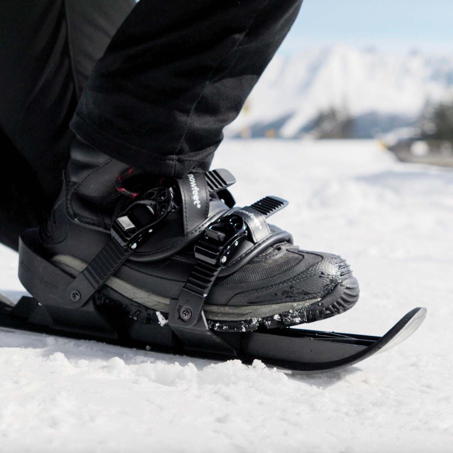 Snowfeet* | World's No.1 Short Skis - snowfeet*