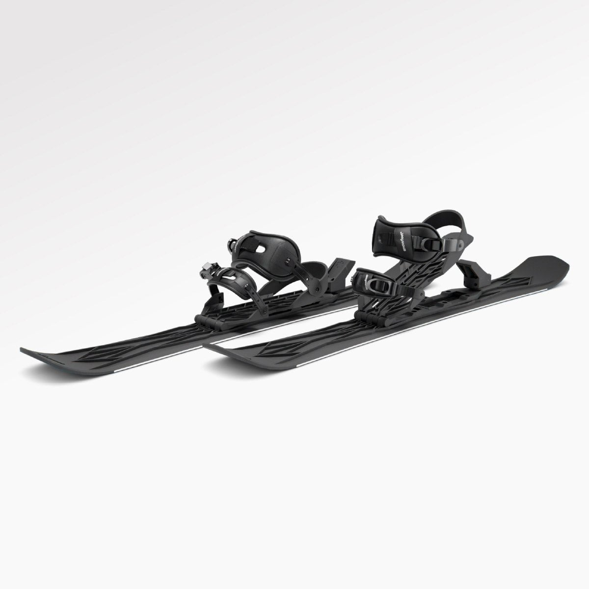 Snowfeet Walkski short backcountry touring skis for hiking and skiing, Climbing skins included, Fiberglass-reinforced polyamide.